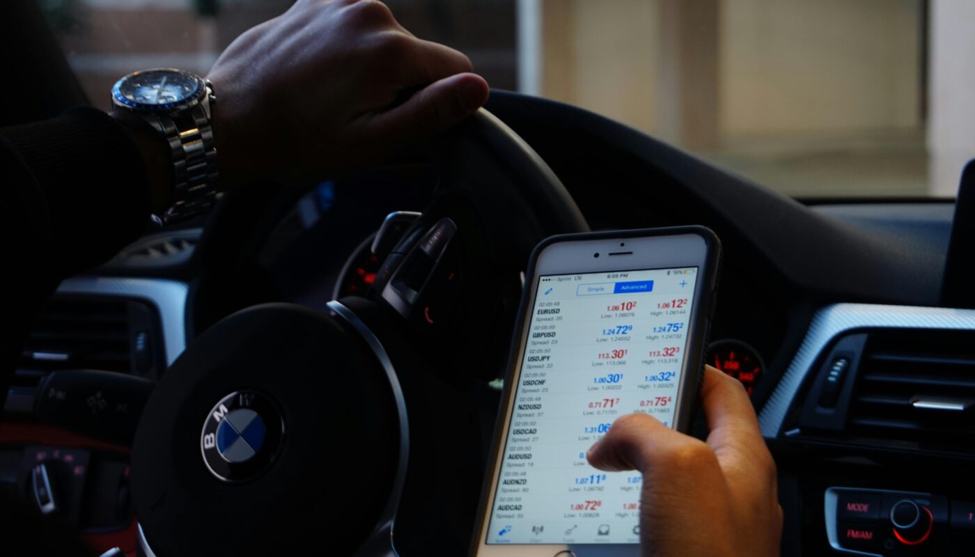 Cómo Empezar un Negocio Online Desde Cero en 2025 (Guía Práctica Paso a Paso)