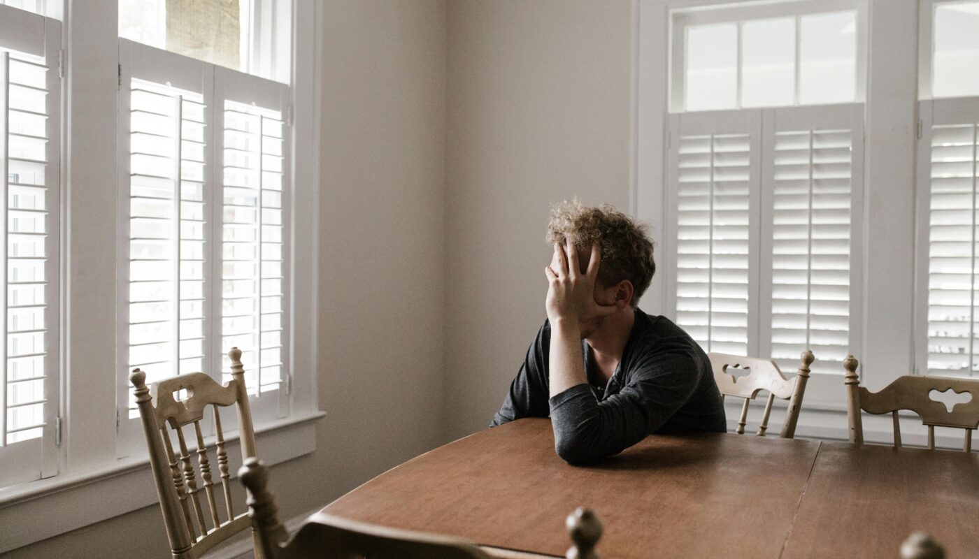 ¿Por Qué Siempre Estás Cansado? Causas y Soluciones Efectivas